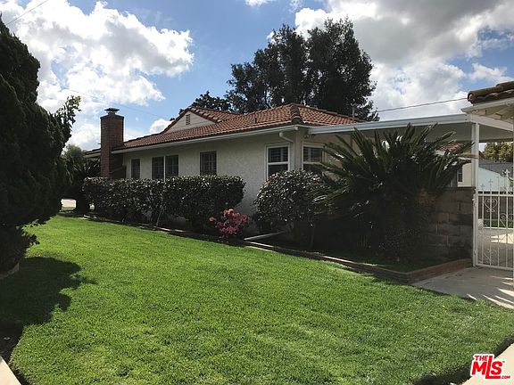 3rd image of 8003 Sargent Ave