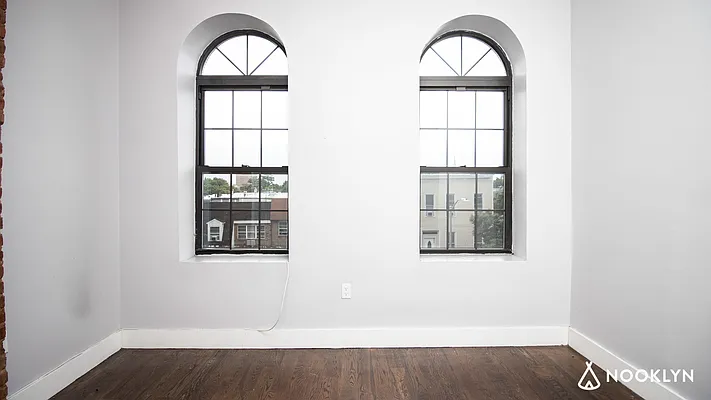 Rented by Nooklyn NYC LLC | media 13