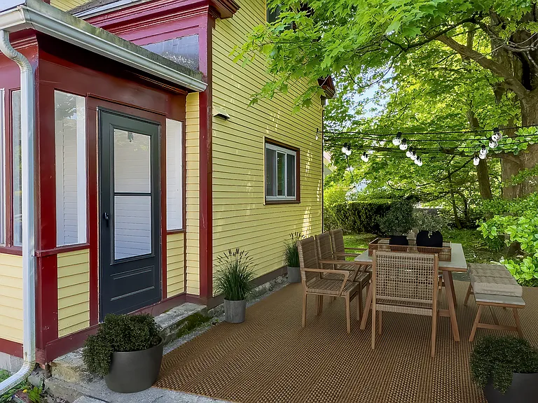 23 Thomas St — Photo 34