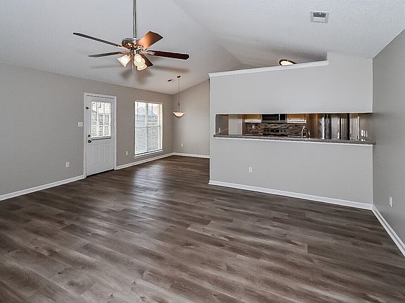 4th image of 6306 Magnolia Lakes Dr