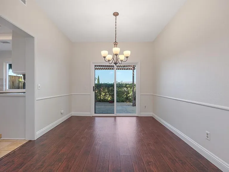 1816 Willowspring Dr — Photo 9