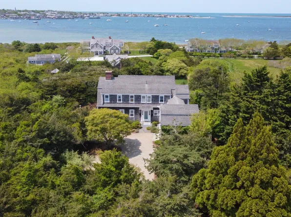 6 Berkeley Ave, Nantucket, MA 02554