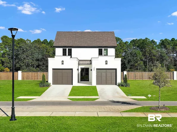 2880 Straits Blvd, Gulf Shores, AL 36542