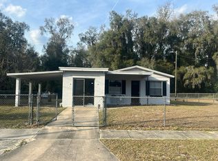 709 W Mansfield St, Deland, FL 32720