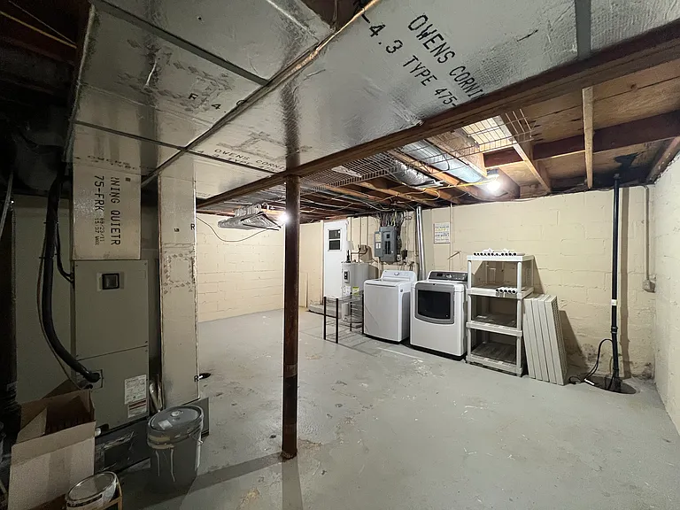 2519 Girard Ave — Photo 13