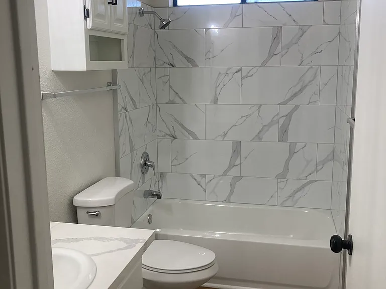3427 Bristol Ct — Photo 11