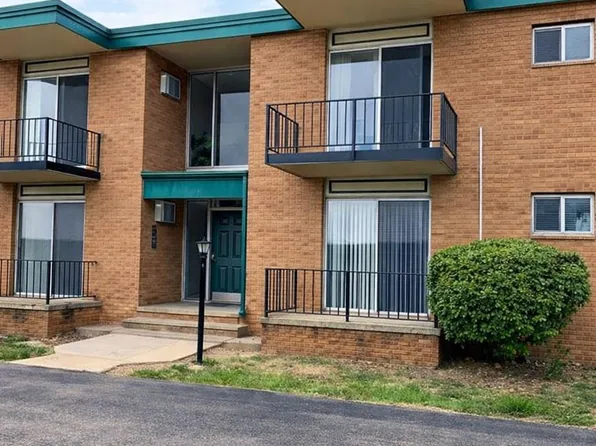 1954 Axtell Dr APT 5, Troy, MI 48084