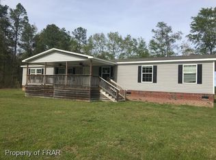 824 Veterans Rd, Saint Pauls, NC 28384