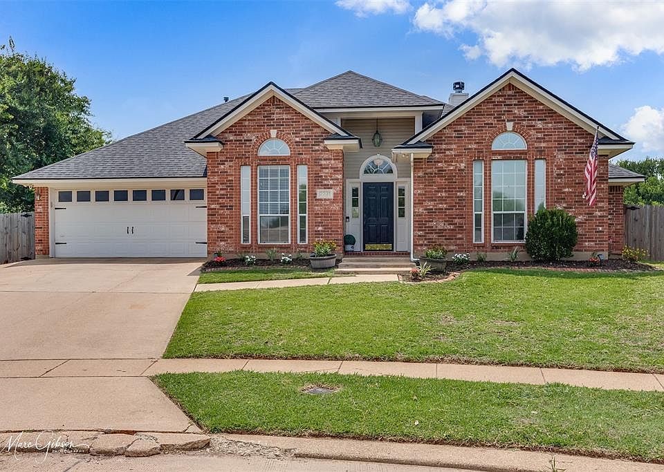 1st image of 2231 Windsor Ct