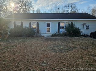 78 Azalea Dr, Spring Lake, NC 28390