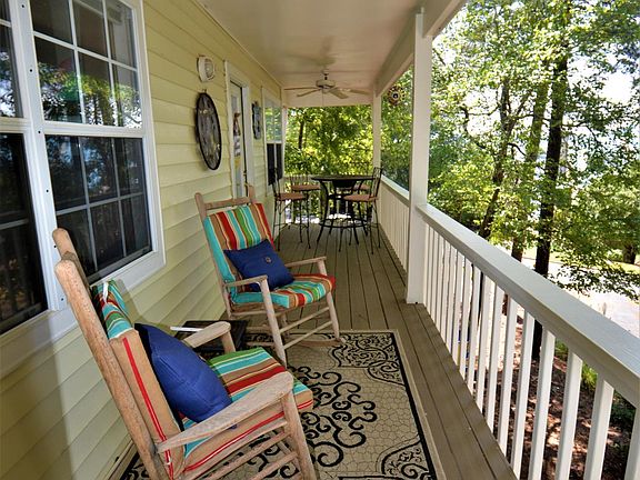 5th image of 612 Hundred Harbor Pl