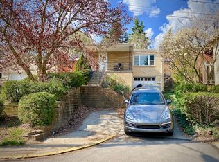35 Unger Ln, Pittsburgh, PA 15217