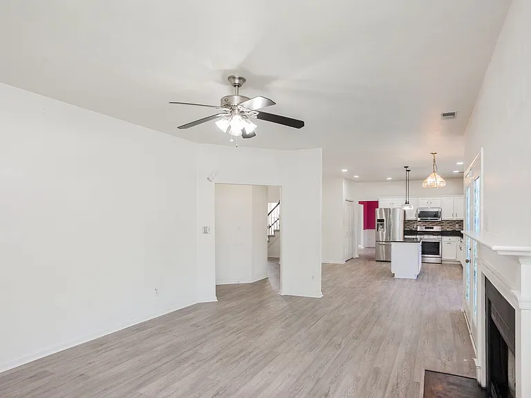 5908 Eagle Point — Photo 13