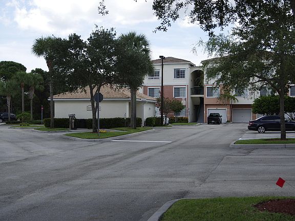 2nd image of 2303 Myrtlewood Circle E #2303