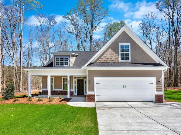 1203 Hunters Creek Blvd, Greenwood, SC 29649