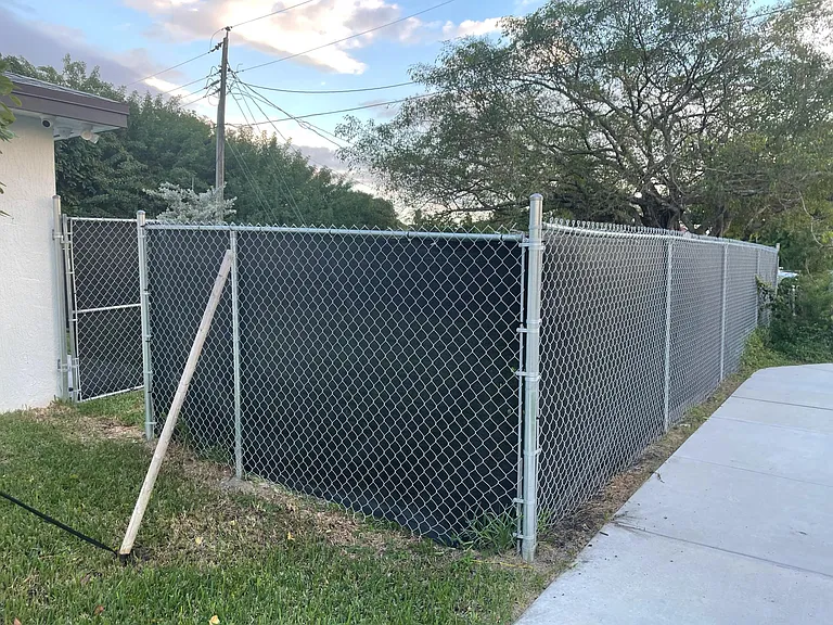 2360 NW 14th St — Photo 18