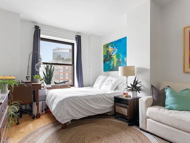 20 West St #29C — Photo 3