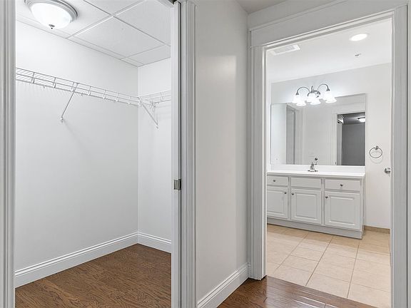 5th image of 725 Harbor Watch Dr Unit 104-4