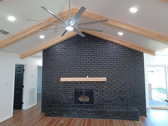 4th image of 5541 Holley Ln