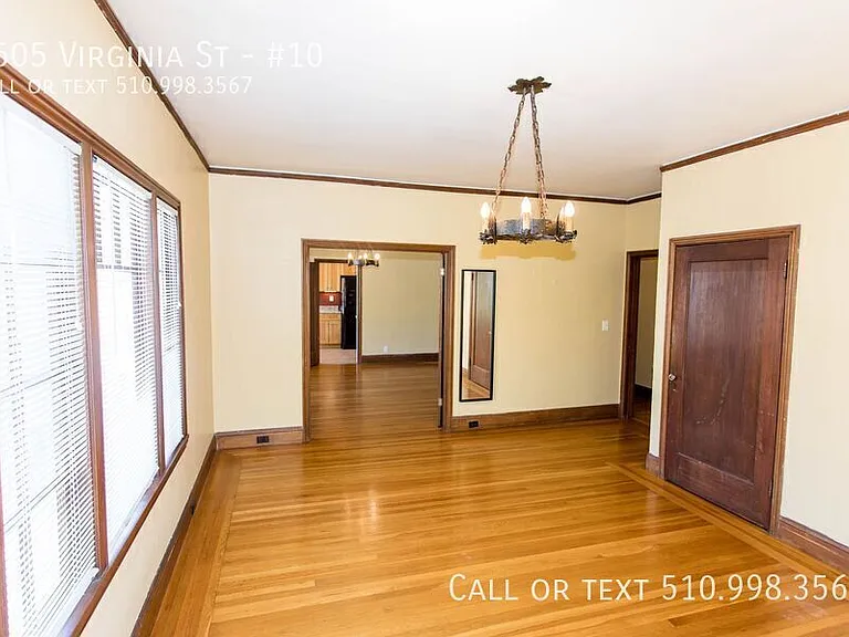 2505 Virginia St #10 — Photo 1