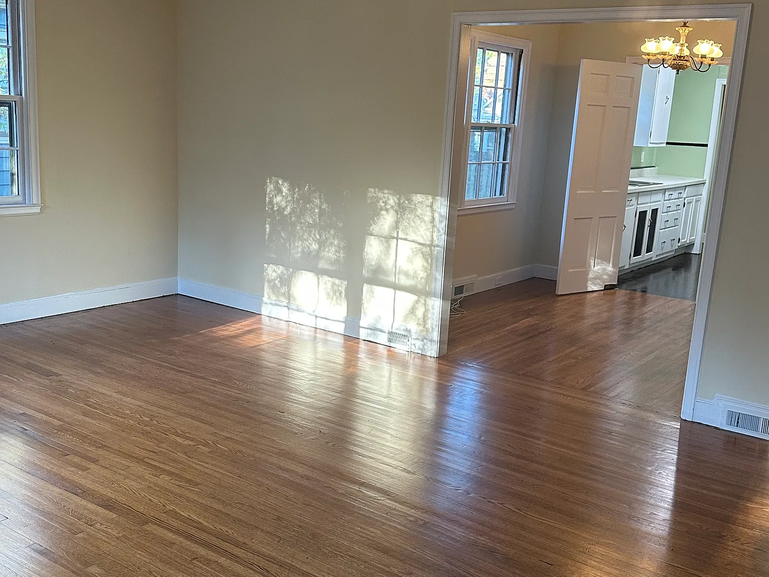 1 bed, 900 sqft, $1,500 — Photo 3
