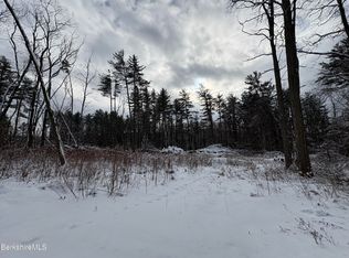 117 Lime Kiln Rd, Lenox, MA 01240