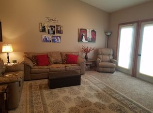 5105 Sweet Water Cir, Waterloo, IA 50701