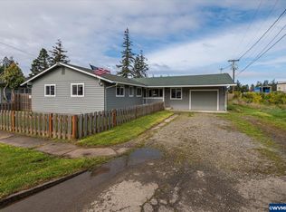 2059 Washington St, Port Orford, OR