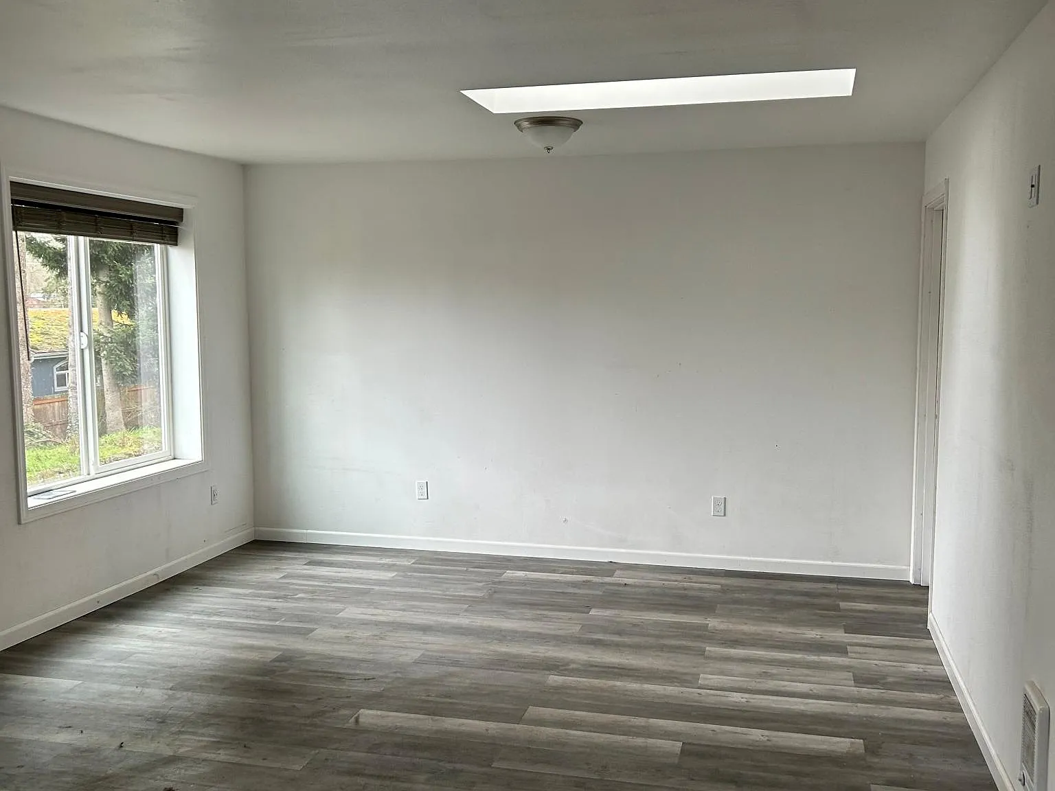 Studio, 820 sqft, $1,400 — Photo 1