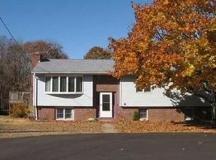 9 White St, Westerly, RI 02891