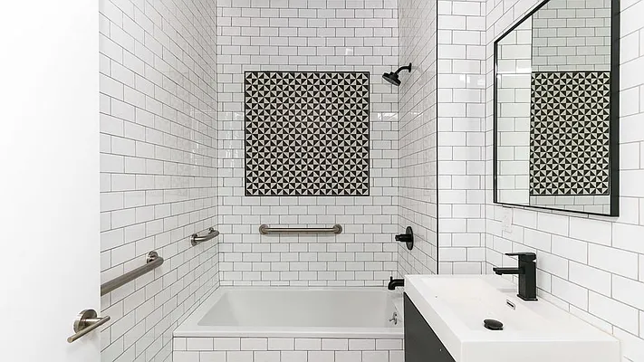 Rented by Nooklyn NYC LLC | media 9