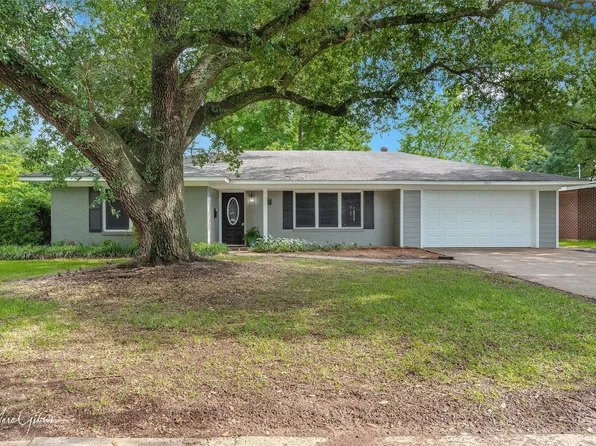 2512 Waverly Dr, Bossier City, LA 71111