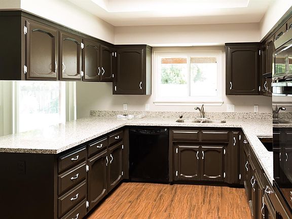 3rd image of 651 E Ann Dr