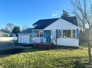 115 Bennett St, East Syracuse, NY 13057