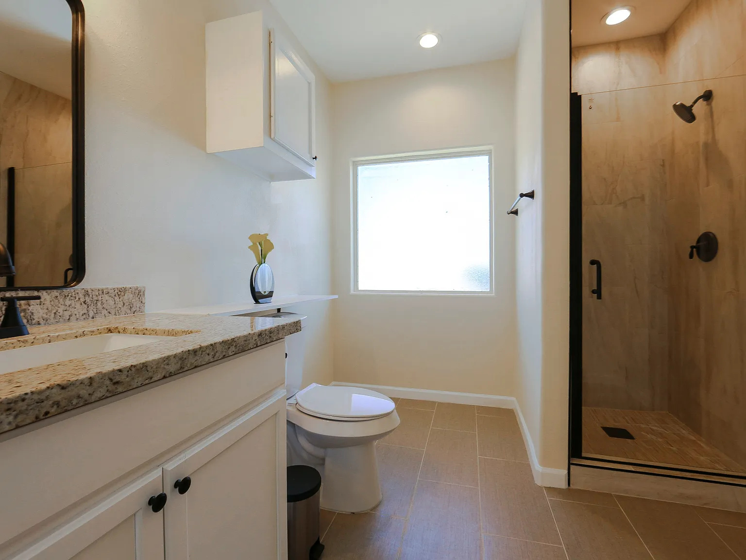 4 bed, 3.0 bath, 2229 sqft, $1,183 — Photo 3