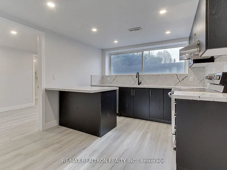 31 Goodman Cres #BSMNT A — Photo 7