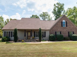 2060 Melvin Hill Rd, Campobello, SC 29322