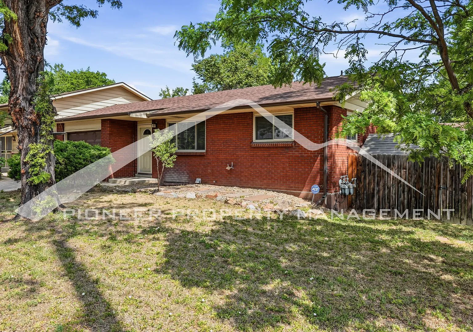 Spacious Duplex with Central AC and Total of 3 Garage Parking Spaces! — Photo 1