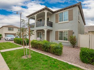907 S HENRY Lane, Gilbert, AZ 85296