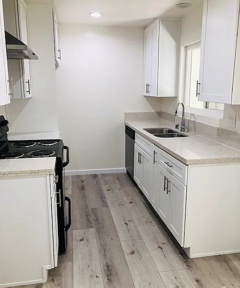 1804 Pullman Ln #3 — Photo 3