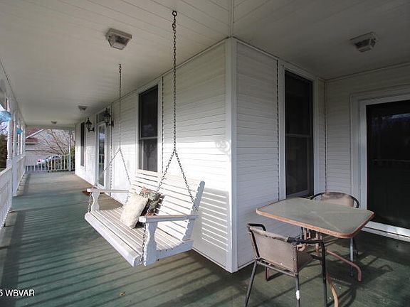 5th image of 217 Woodland Ct