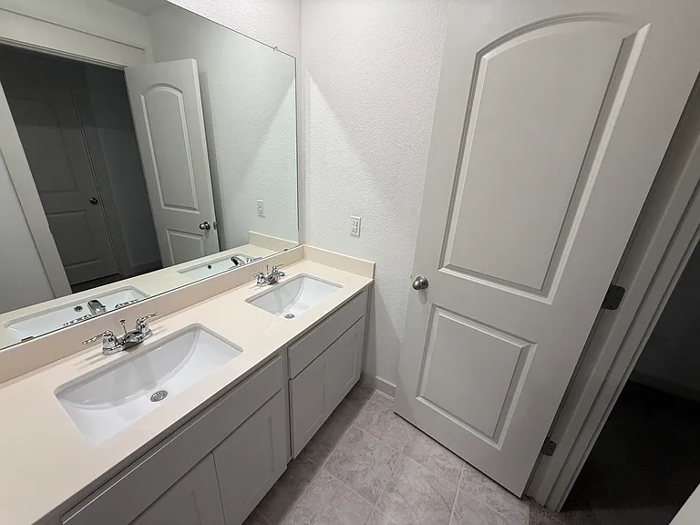 1106 Arborwood Dr — Photo 13