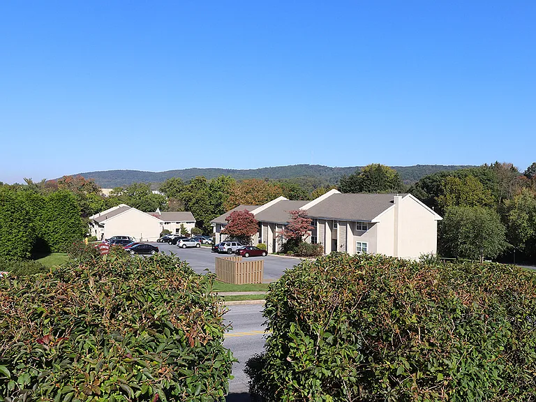 Woodgate — Photo 1