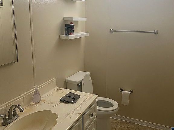 3rd image of 8401 N 67th Ave #235