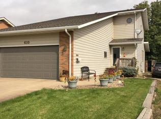610 E Dakota Ave, Pierre, SD 57501