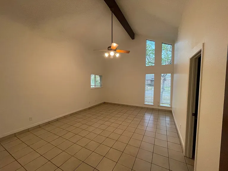 4154 Eagle Dr — Photo 29