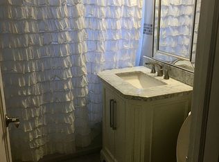 661 SW 11th St APT 22W, Miami, FL 33129