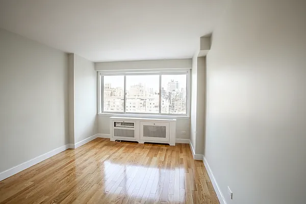 Rented by Stonehenge NYC LLC | media 6