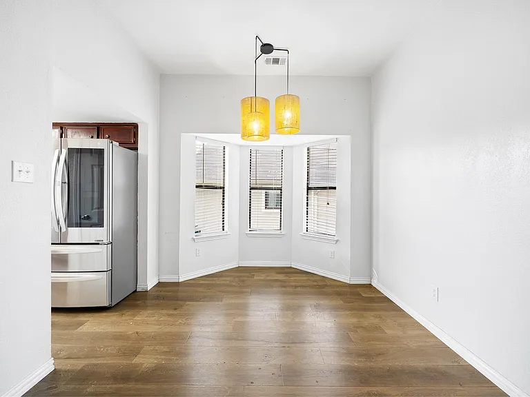 2209 Stirrup Dr — Photo 10