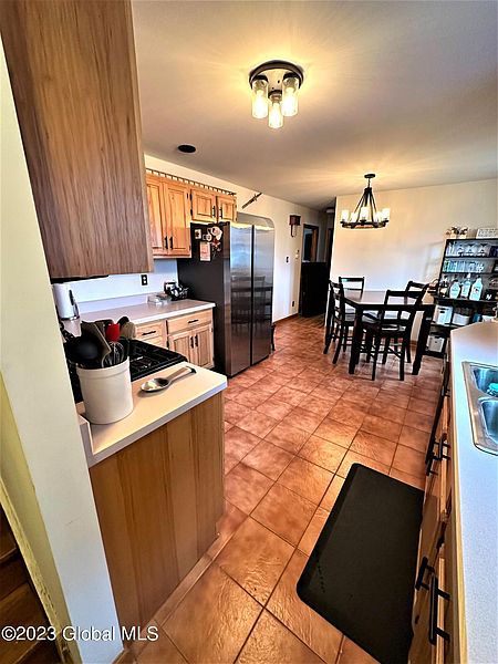 4th image of 1014 Dudley Road
